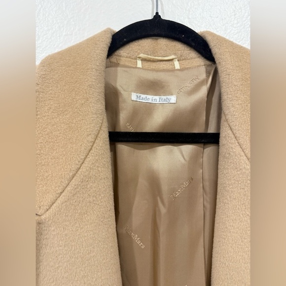 MaxMara 100% Wool Double Breasted Coat, US 12 - Picture 8 of 13